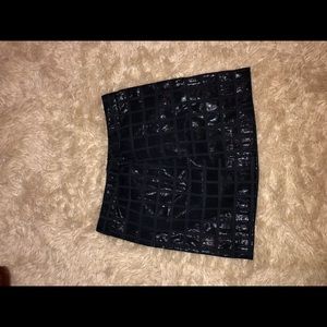 Gap skirt